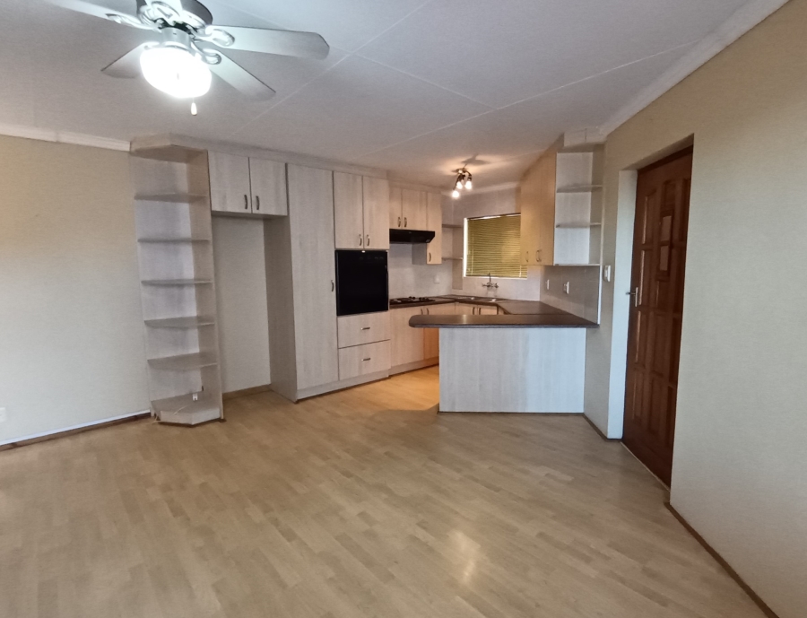 6 Bedroom Property for Sale in Noorsekloof Eastern Cape